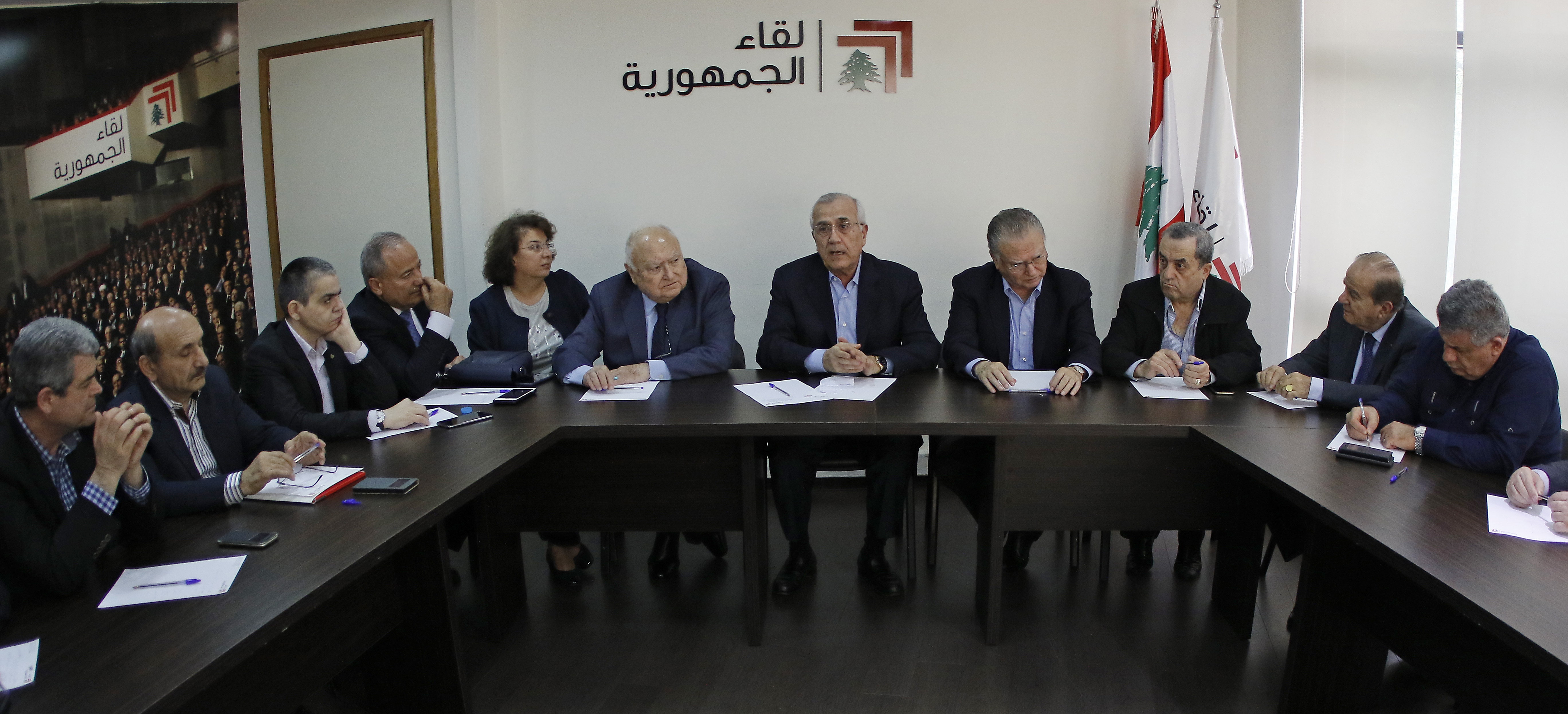 لقاء الجمهورية: لولا تضحيات العسكريين لما انتصر لبنان
