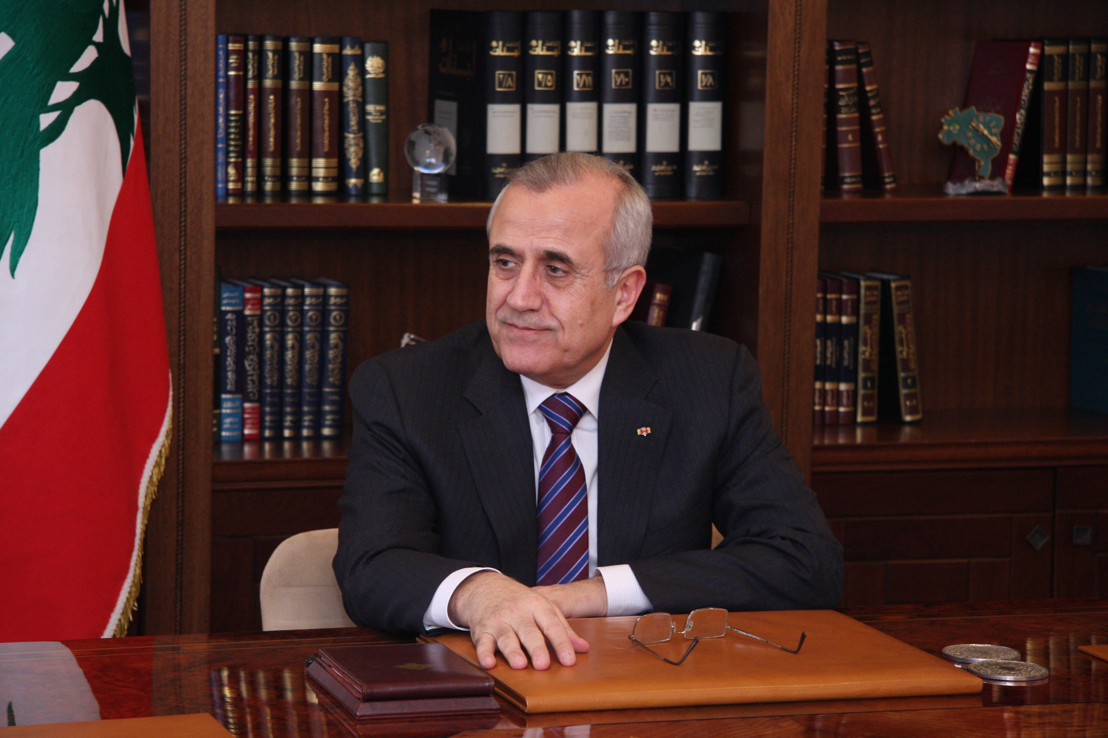 سليمان للرواد: الرئاسة في لبنان وسلاح حزب الله وتدخله في سوريا اوراق في يد ايران