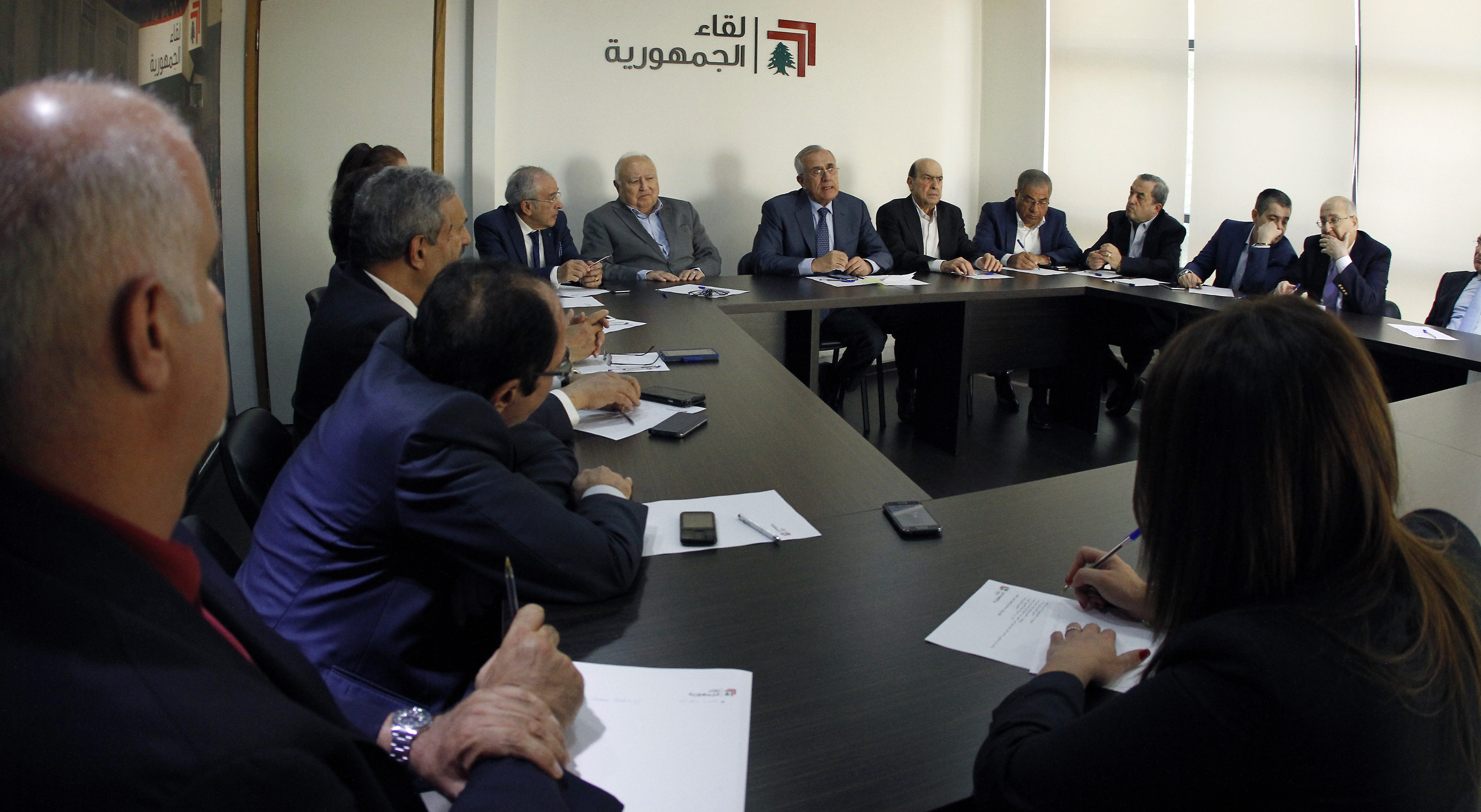 لقاء الجمهورية: الدستور ضمانة الجميع والقانون النسبي موجود في مجلس النواب